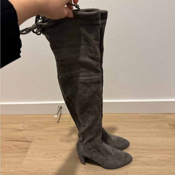 Boots - Picture 8 of 11